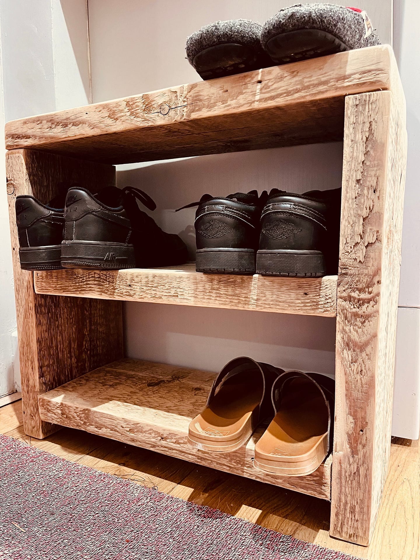 Boho online shoe rack
